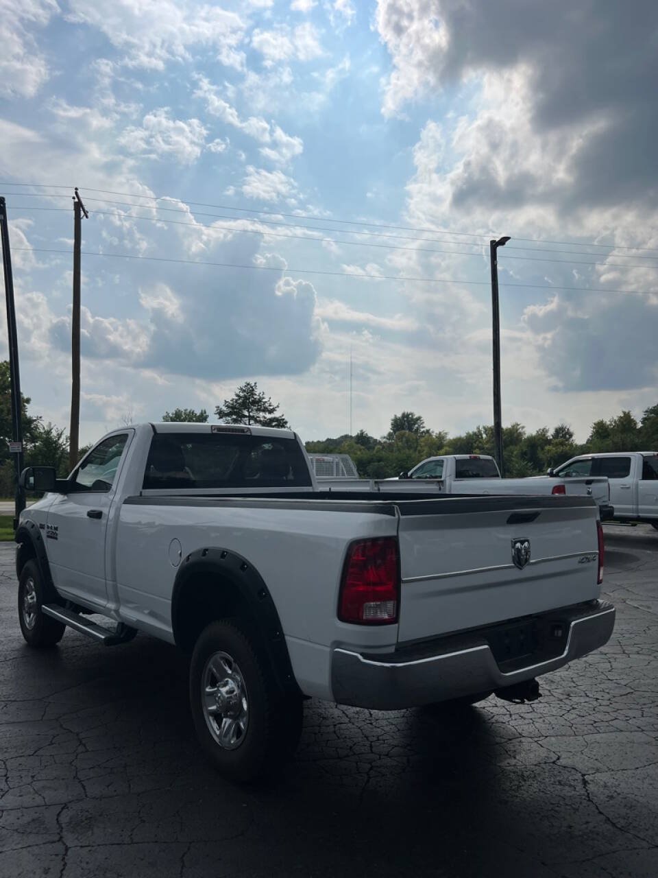 Used 2016 RAM 2500 Tradesman w/ Chrome Appearance Group AWD/4WD image 6