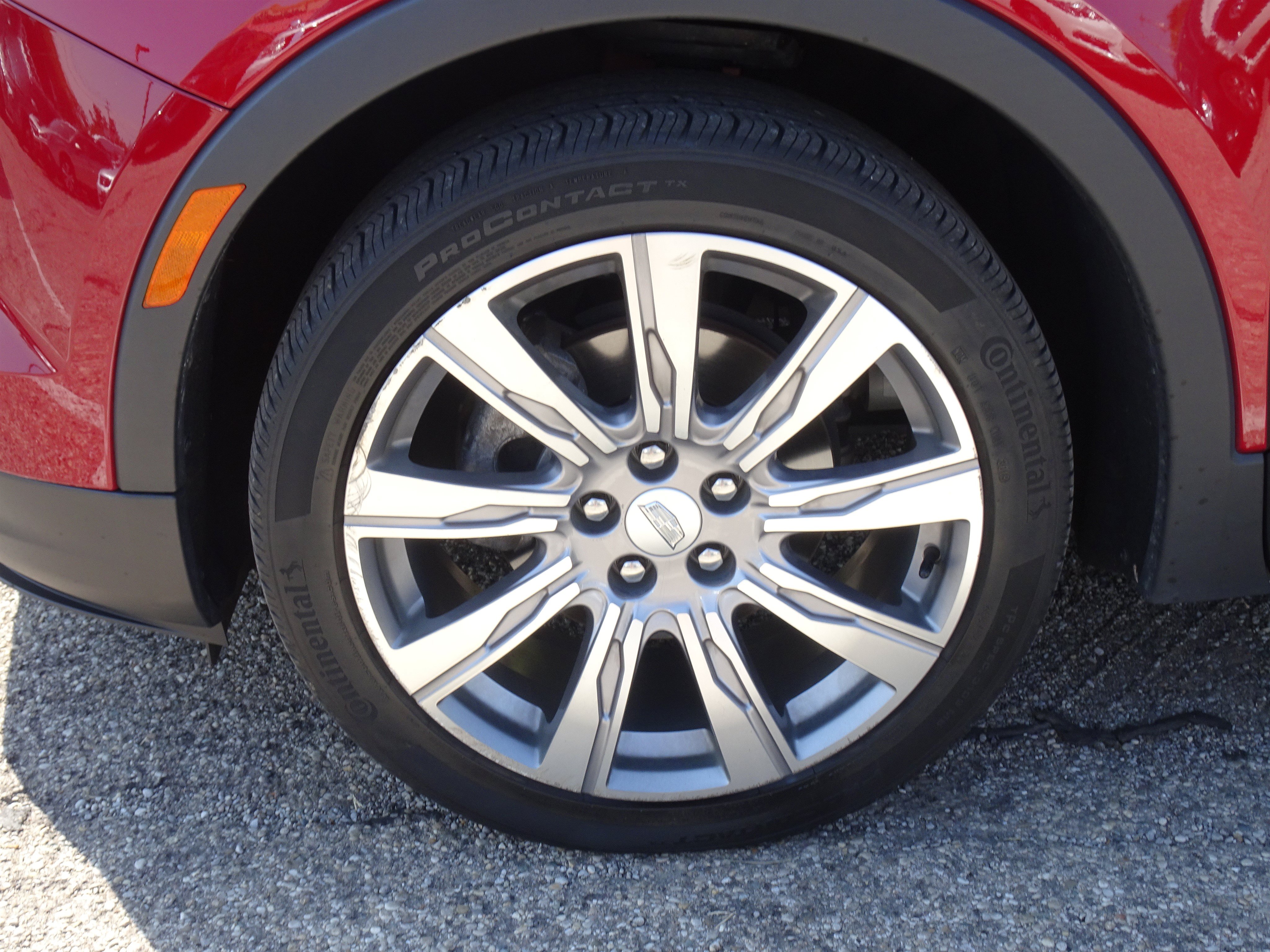 Used 2019 Cadillac XT4 Premium Luxury FWD image 11