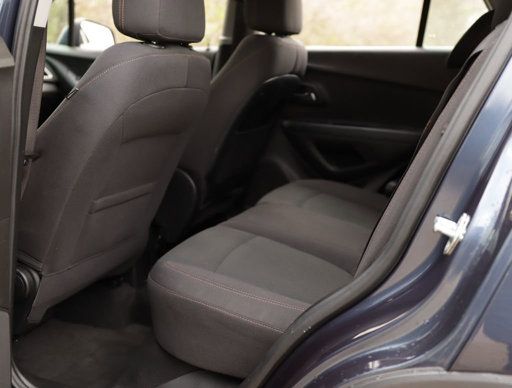Used 2018 Chevrolet Trax LS image 22
