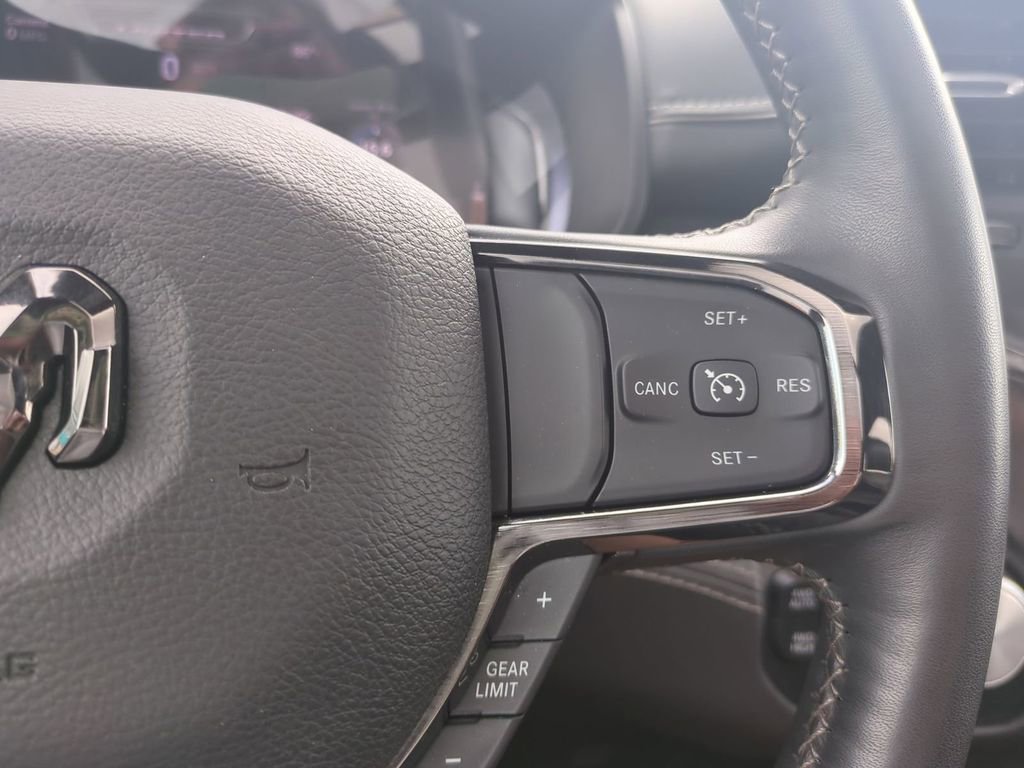 Used 2024 RAM 1500 Limited w/ Body Color Bumper Group AWD/4WD image 34