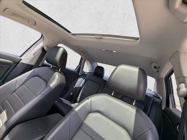 Used 2023 Volkswagen Jetta SE image 12