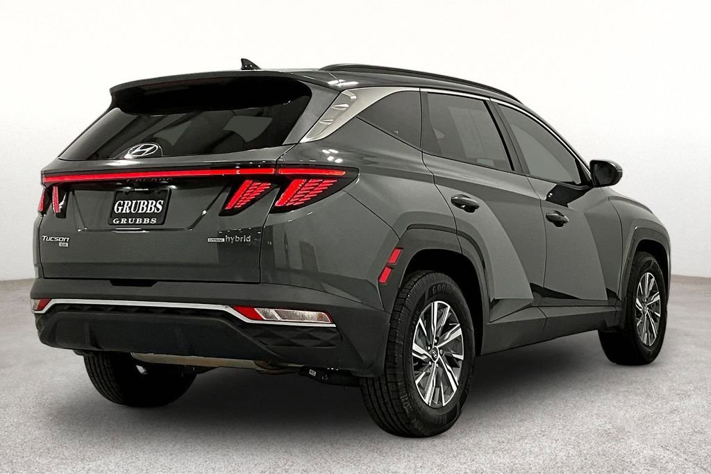 Used 2022 Hyundai Tucson Blue image 2