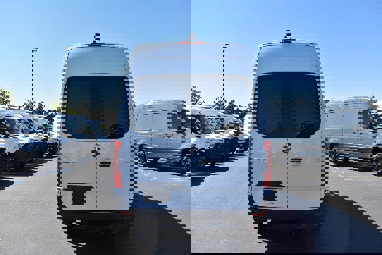New 2025 Mercedes-Benz Sprinter 2500 image 6