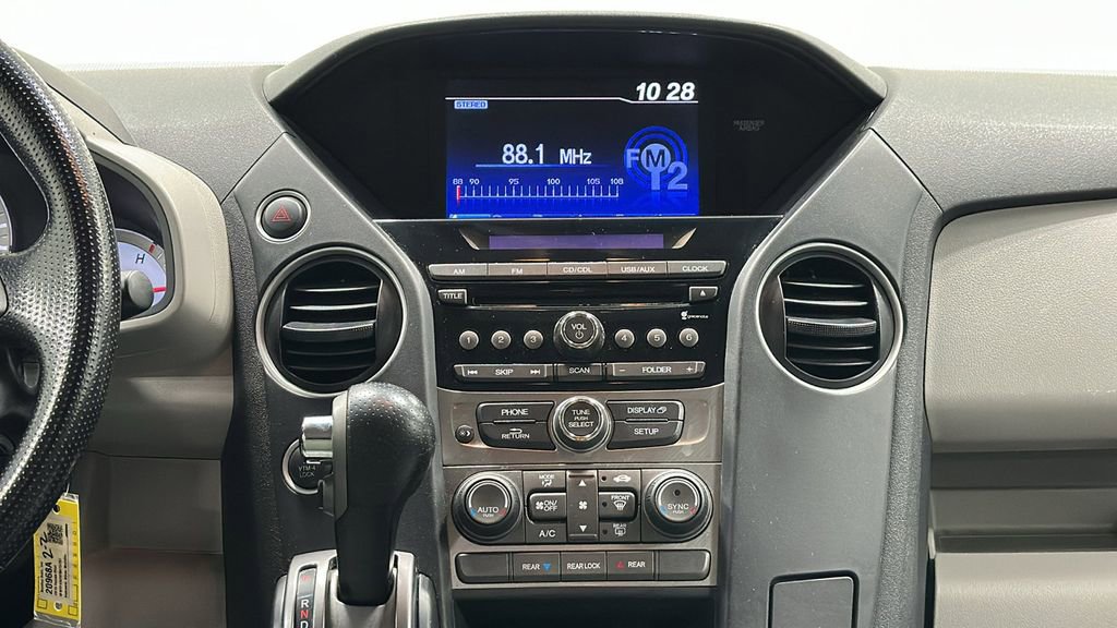 Used 2015 Honda Pilot LX image 12