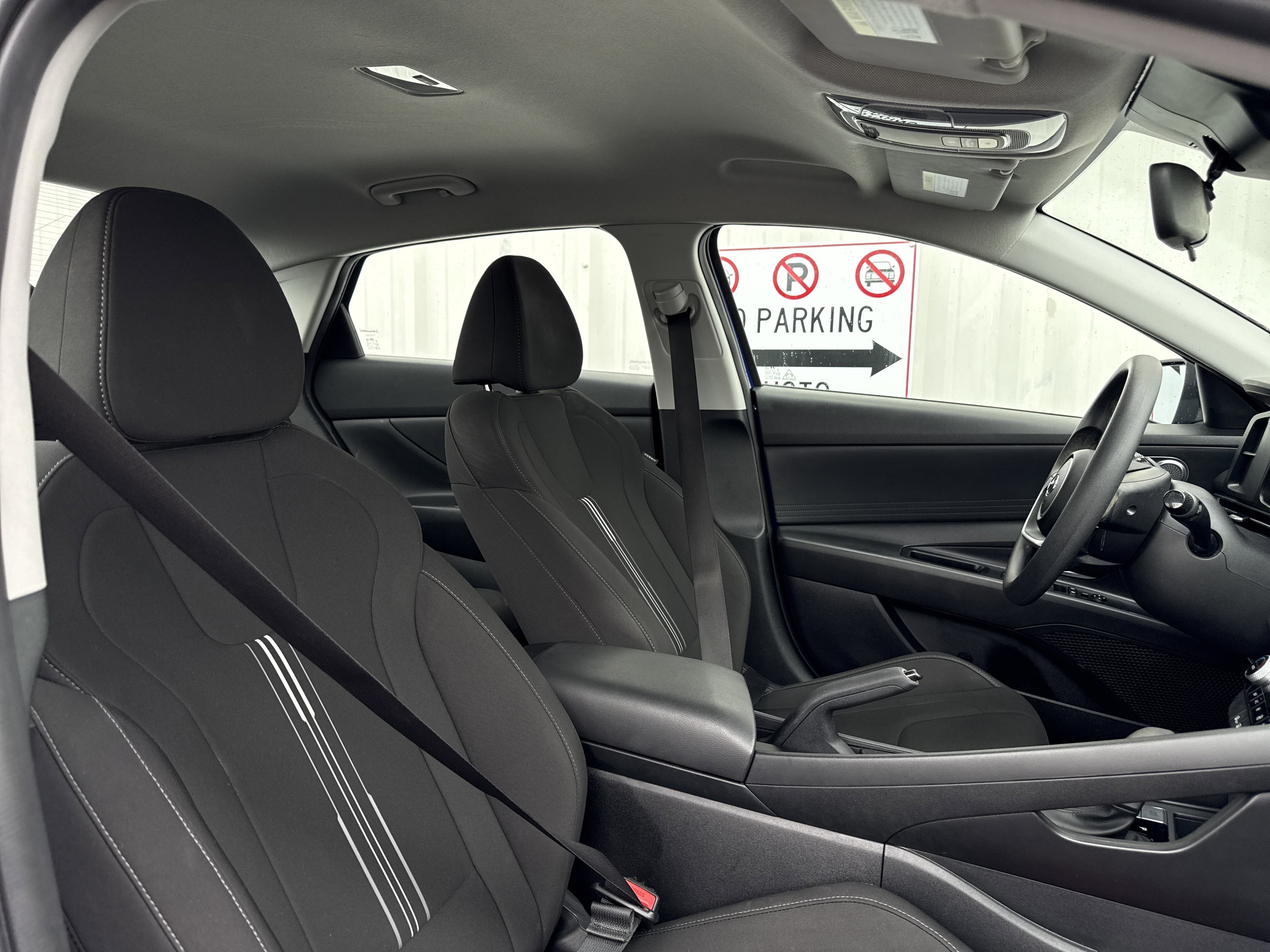 Used 2022 Hyundai Elantra SEL image 34