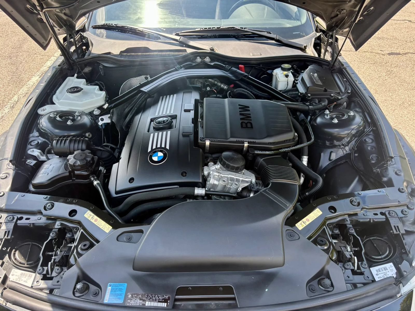 Used 2009 BMW Z4 sDrive35i RWD image 19