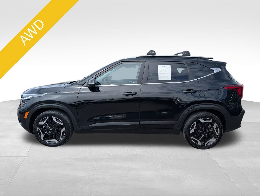 Certified 2025 Kia Seltos SX w/ SX Sunroof Package AWD/4WD image 2