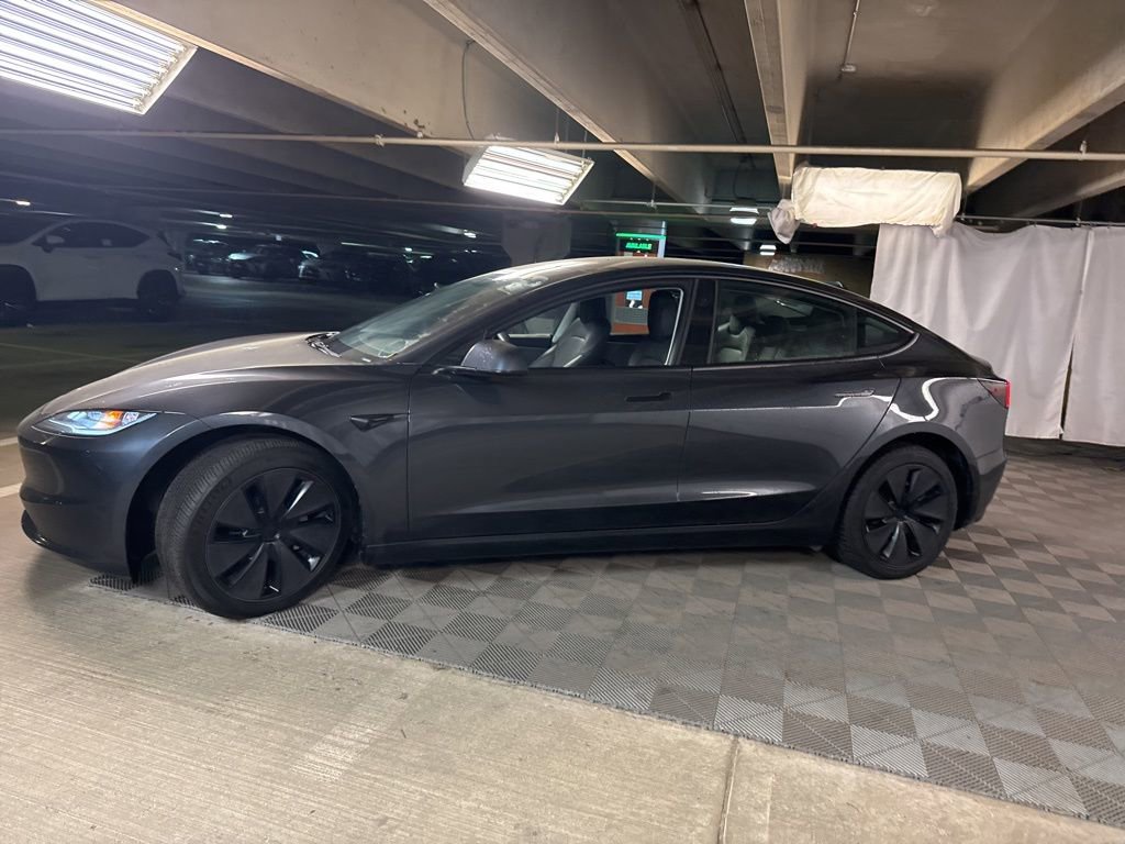 Used 2025 Tesla Model 3 Long Range image 4