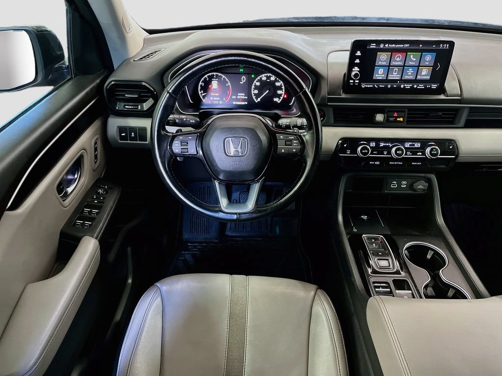 Used 2023 Honda Pilot Touring image 24