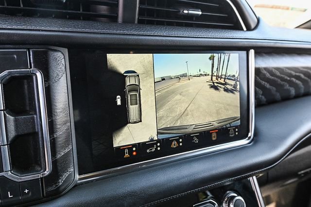 Used 2023 GMC Yukon XL Denali w/ Advanced Technology Package image 25