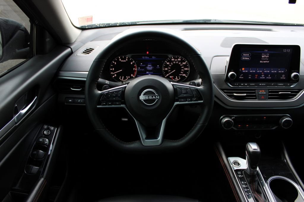 Used 2024 Nissan Altima 2.5 SR image 8