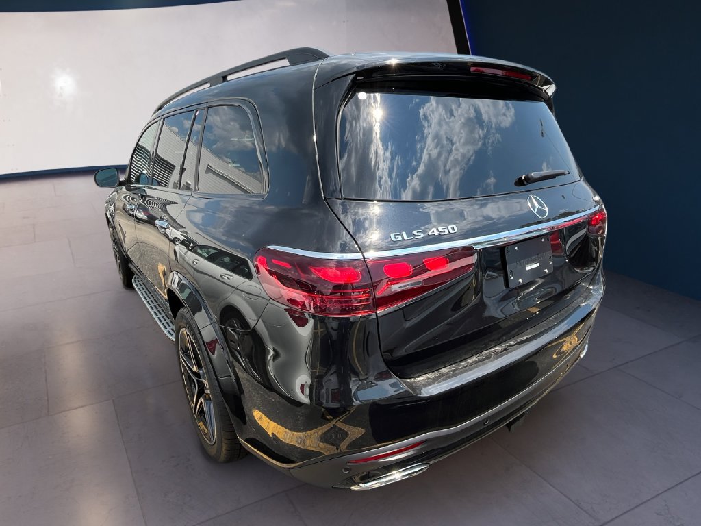 New 2026 Mercedes-Benz GLS 450 4MATIC image 2