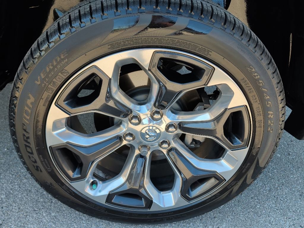 Used 2023 RAM 1500 Limited AWD/4WD image 10