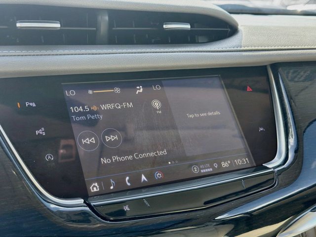 Certified 2025 Cadillac XT6 Premium Luxury w/ Technology Package AWD/4WD image 15