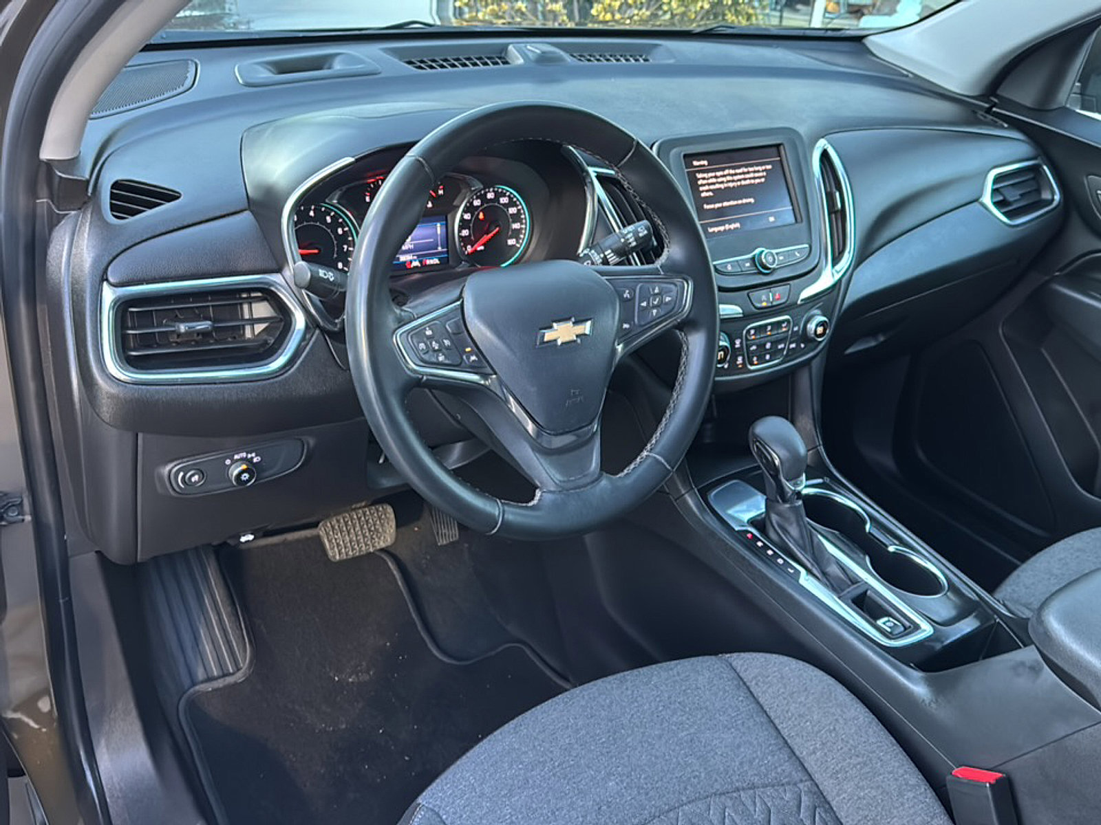 Used 2023 Chevrolet Equinox LT image 10