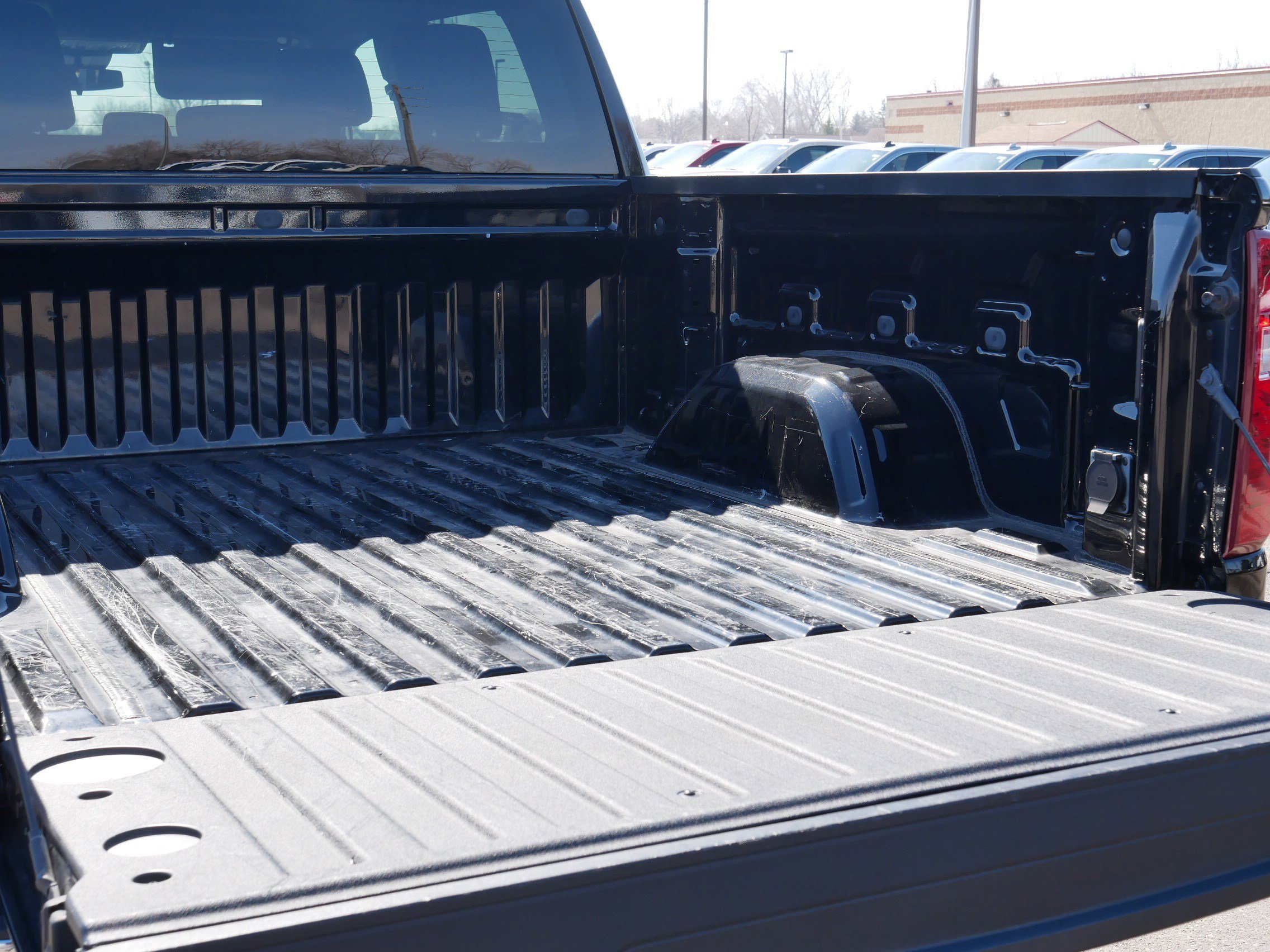 Used 2023 Chevrolet Silverado 1500 LT image 18