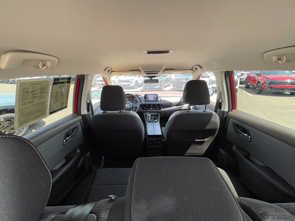 Used 2021 Nissan Rogue SV AWD/4WD image 23