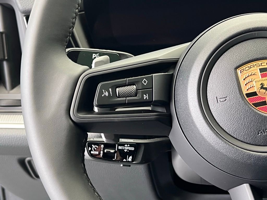 New 2026 Porsche Cayenne image 9