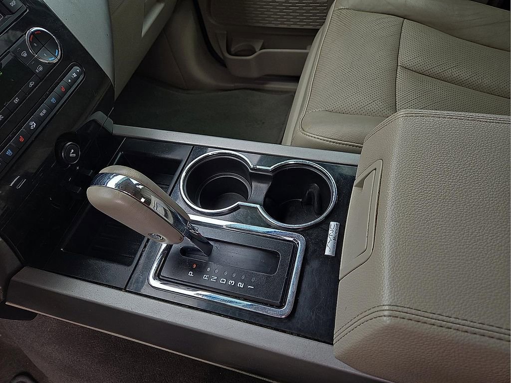 Used 2014 Ford Expedition Limited w/ Equipment Group 301A AWD/4WD image 20