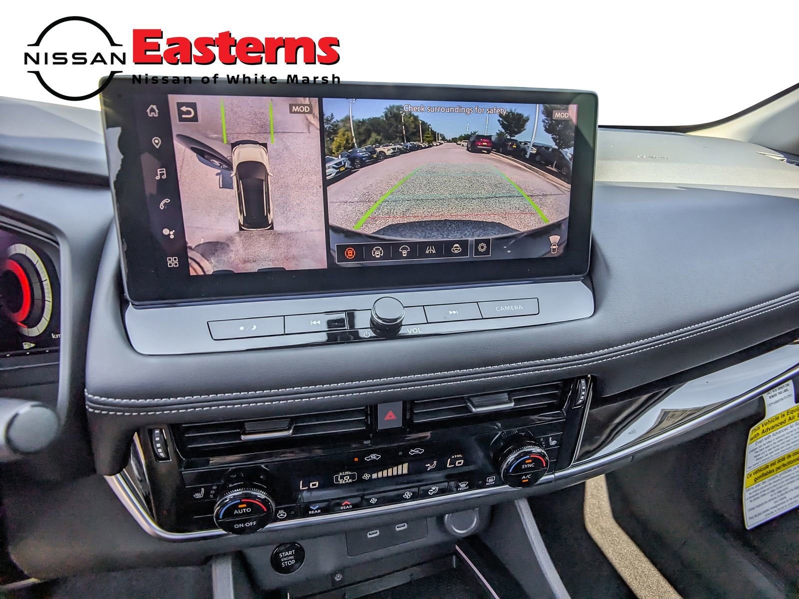 New 2025 Nissan Rogue SL w/ Tech Package AWD/4WD image 25