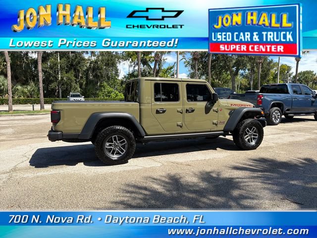 Used 2025 Jeep Gladiator Mojave w/ Convenience Group AWD/4WD image 13