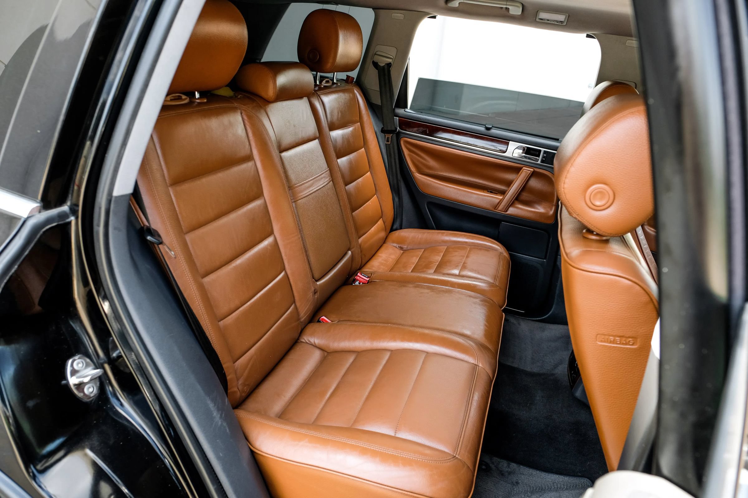 Used 2006 Volkswagen Touareg V10 TDI AWD/4WD image 35