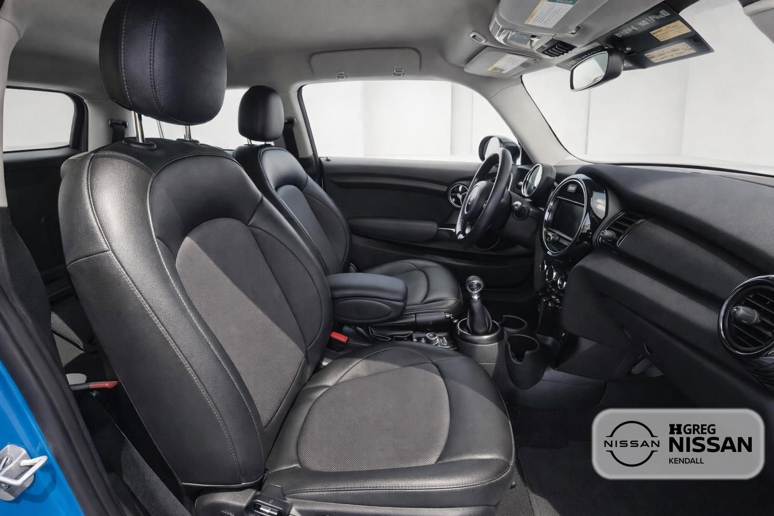 Used 2017 MINI Cooper 2-Door Hardtop FWD image 10