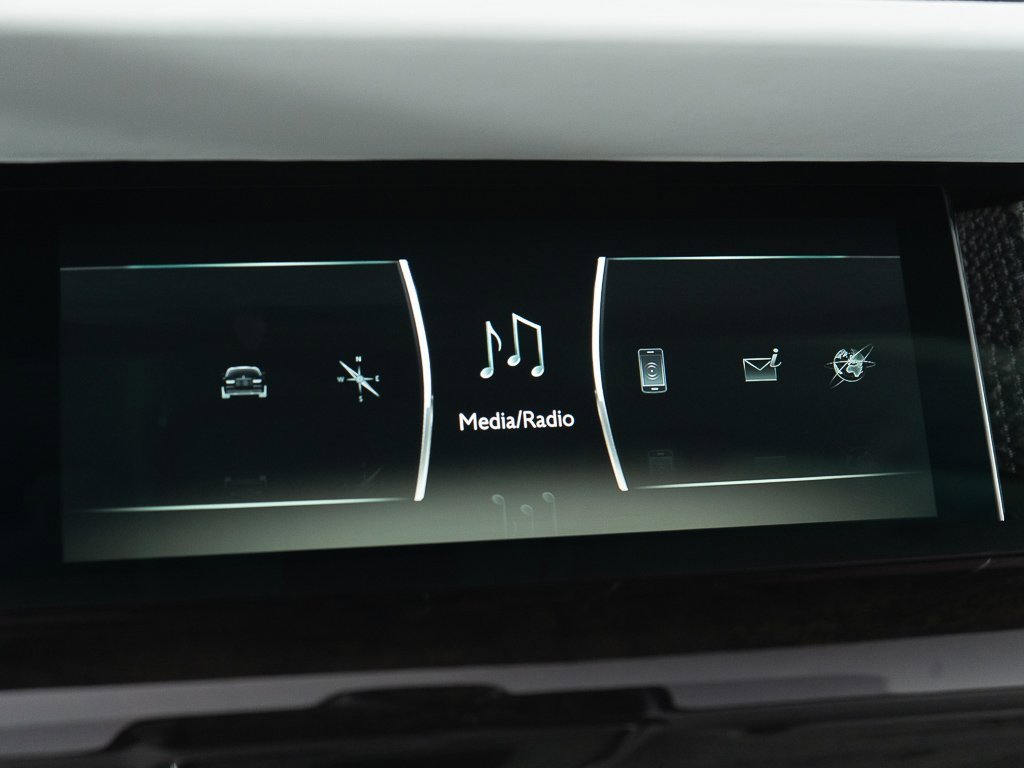 Certified 2023 Rolls-Royce Phantom Sedan image 48