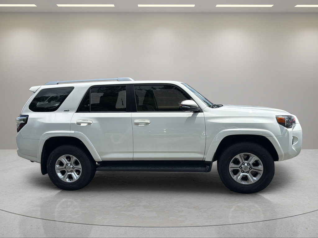 Used 2018 Toyota 4Runner SR5 Premium AWD/4WD image 5