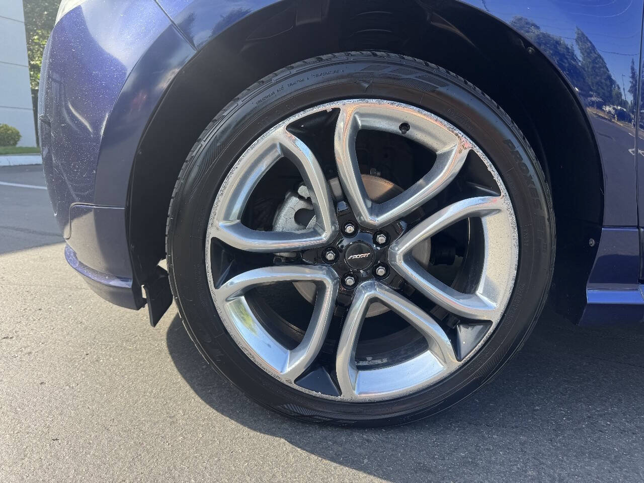 Used 2011 Ford Edge Sport w/ Driver Entry Pkg FWD image 17