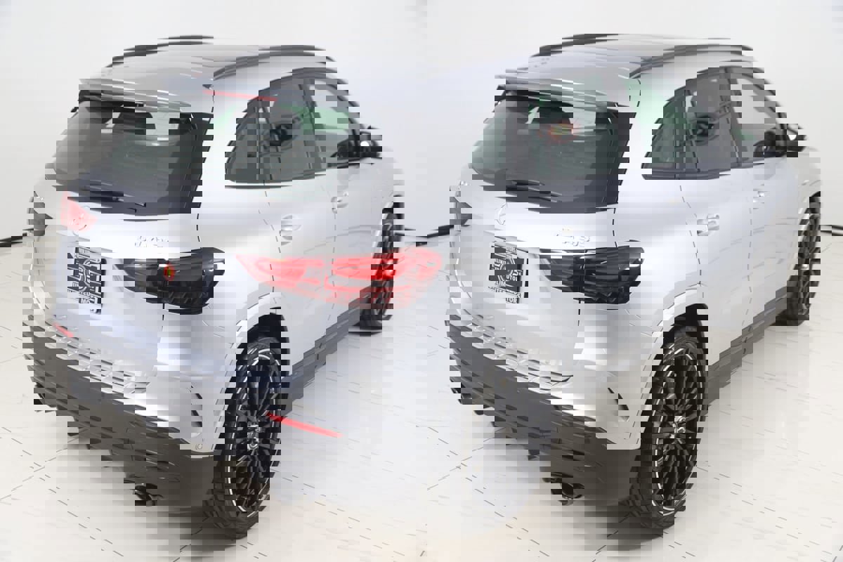 Used 2024 Mercedes-Benz GLA 35 AMG 4MATIC image 69