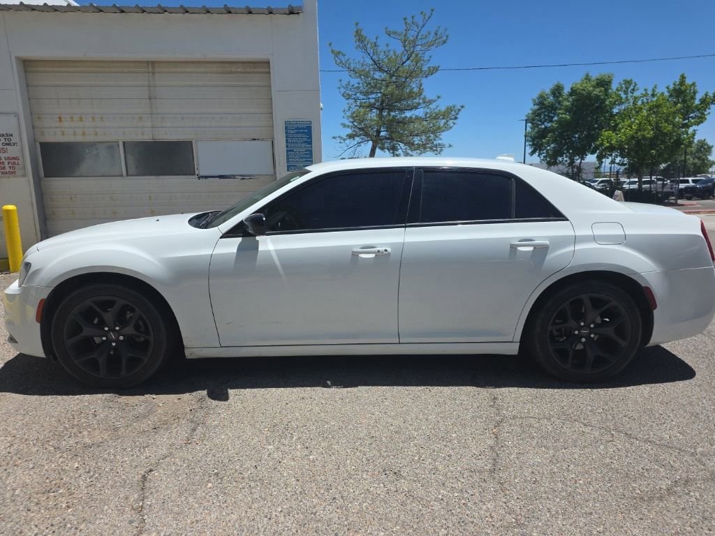 Used 2021 Chrysler 300 Touring w/ Sport Appearance Package RWD image 3
