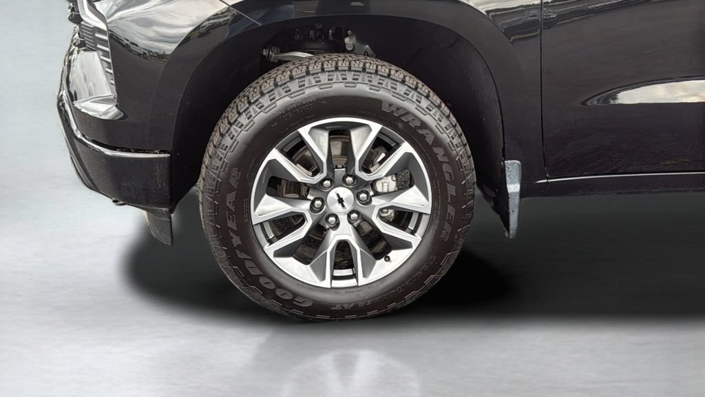Used 2024 Chevrolet Silverado 1500 RST w/ LPO, Dark Essentials Package AWD/4WD image 22