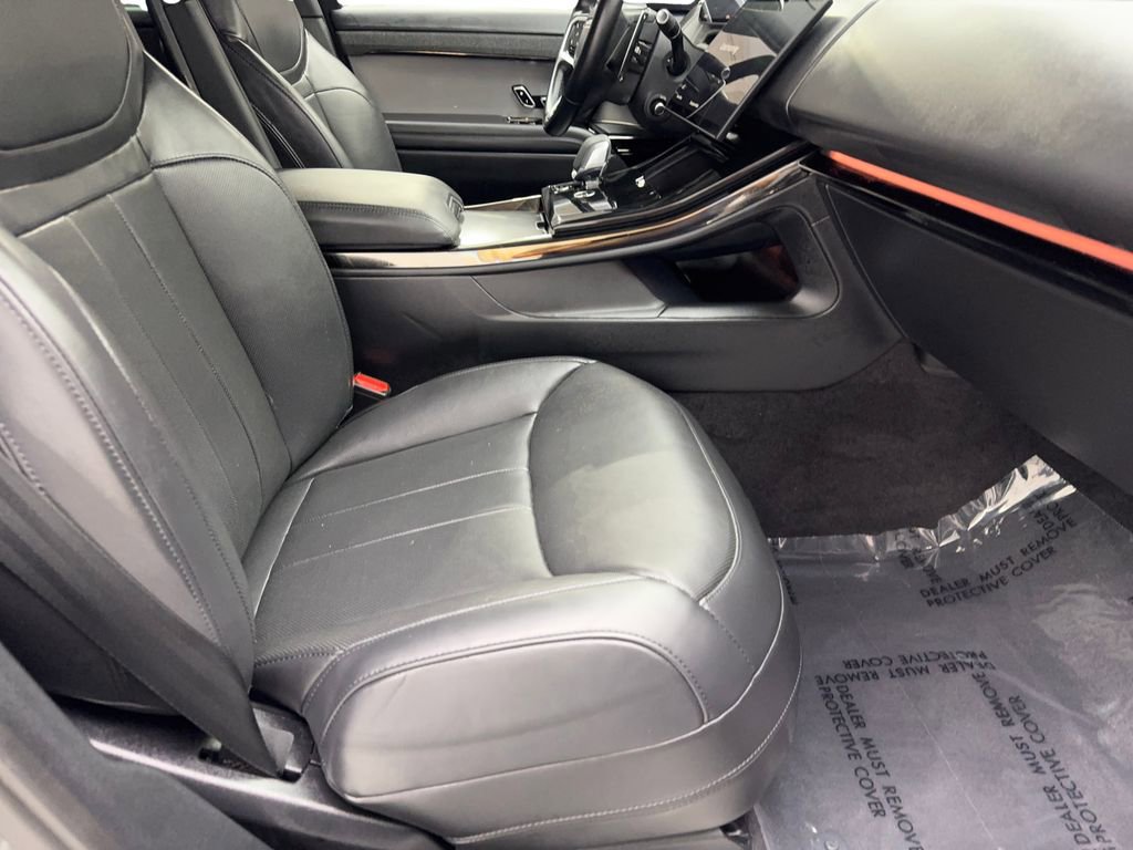 Used 2024 Land Rover Range Rover Sport SE image 42