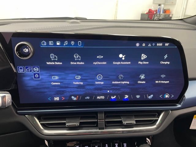 New 2026 Chevrolet Equinox EV LT image 3