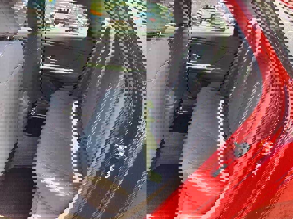 Used 2023 Hyundai Elantra SEL w/ Convenience Package image 10