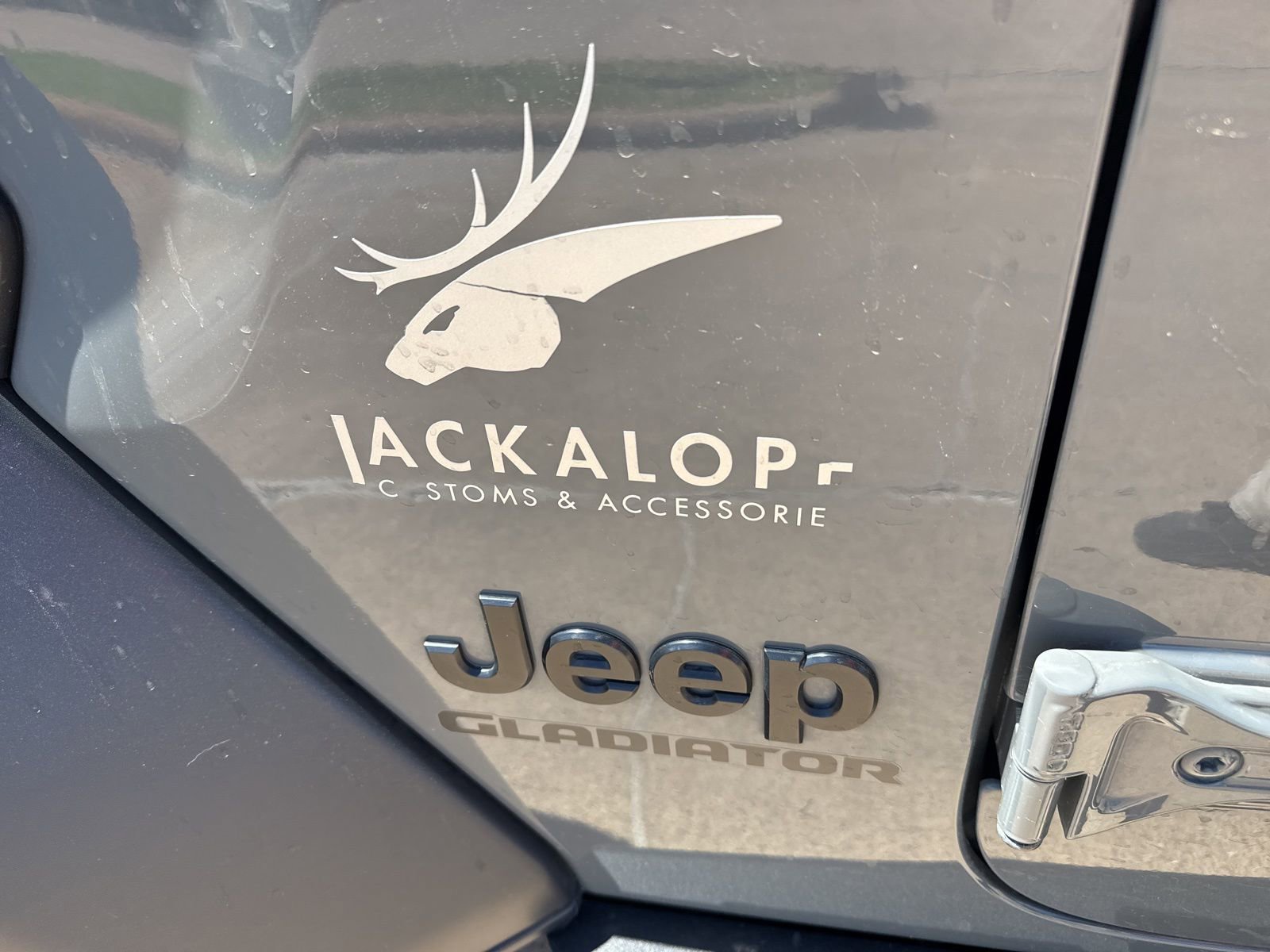 Used 2021 Jeep Gladiator Sport image 12