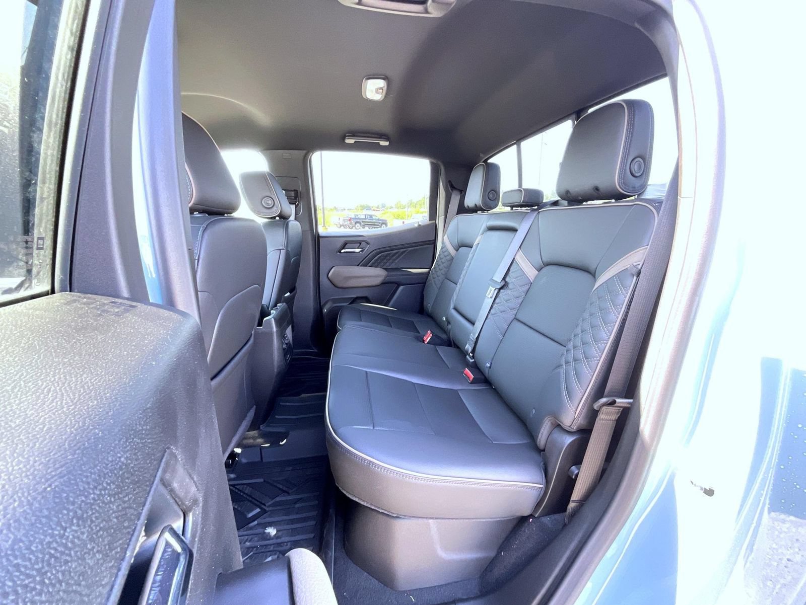 New 2026 GMC Canyon Denali AWD/4WD image 19