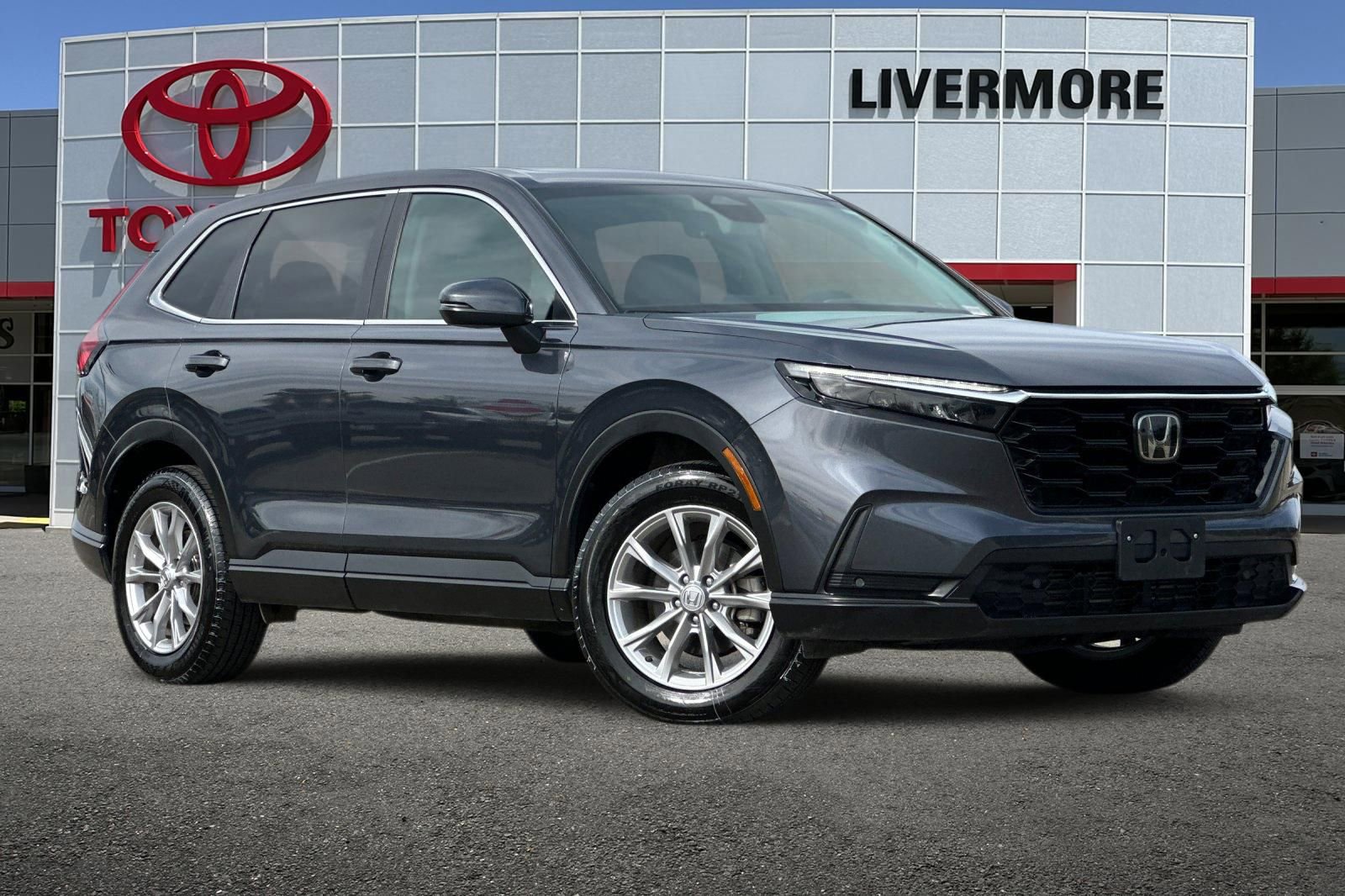 Used 2025 Honda CR-V EX-L image 2