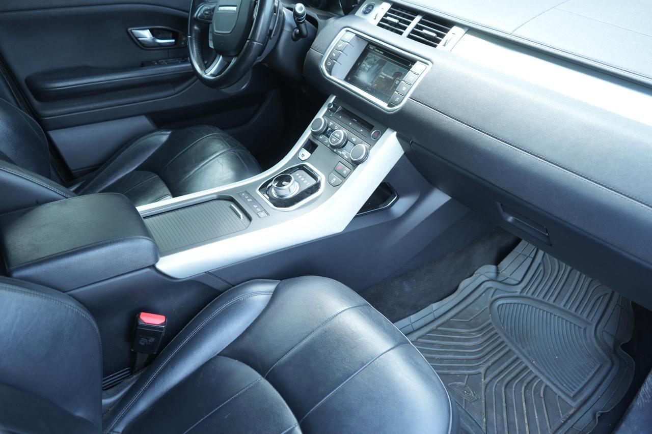 Used 2016 Land Rover Range Rover Evoque SE image 8