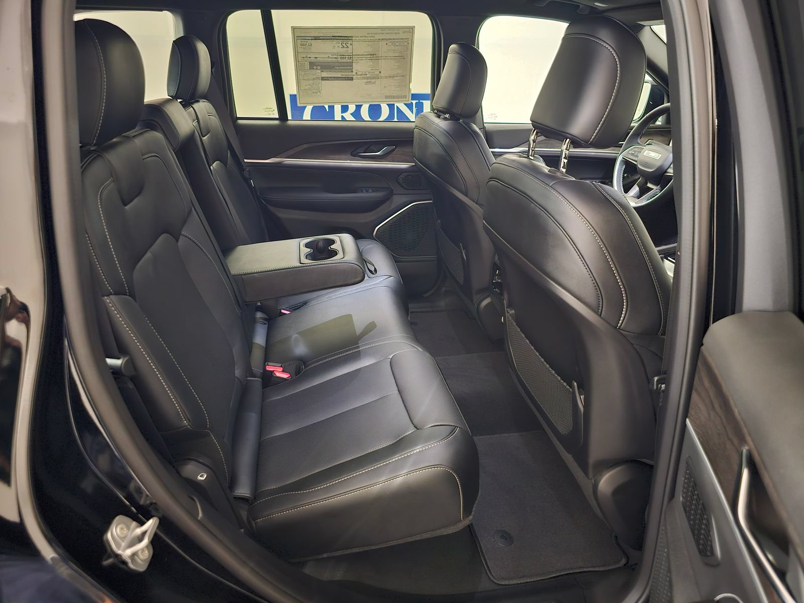 New 2027 Jeep Grand Cherokee Limited AWD/4WD image 30