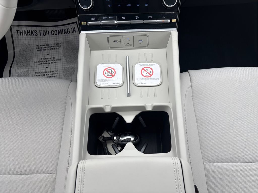 New 2026 Hyundai Santa Fe SE image 12