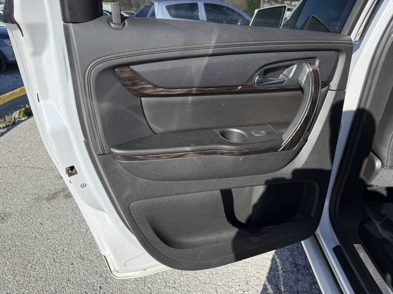 Used 2016 GMC Acadia Denali image 16