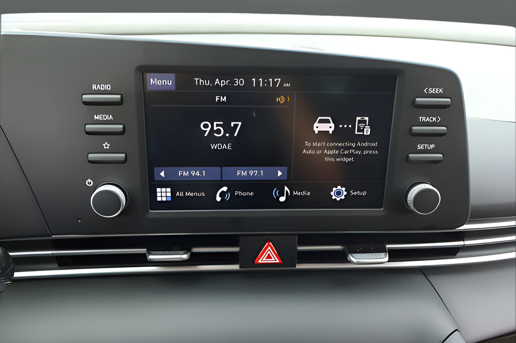 Used 2025 Hyundai Elantra SE FWD image 22