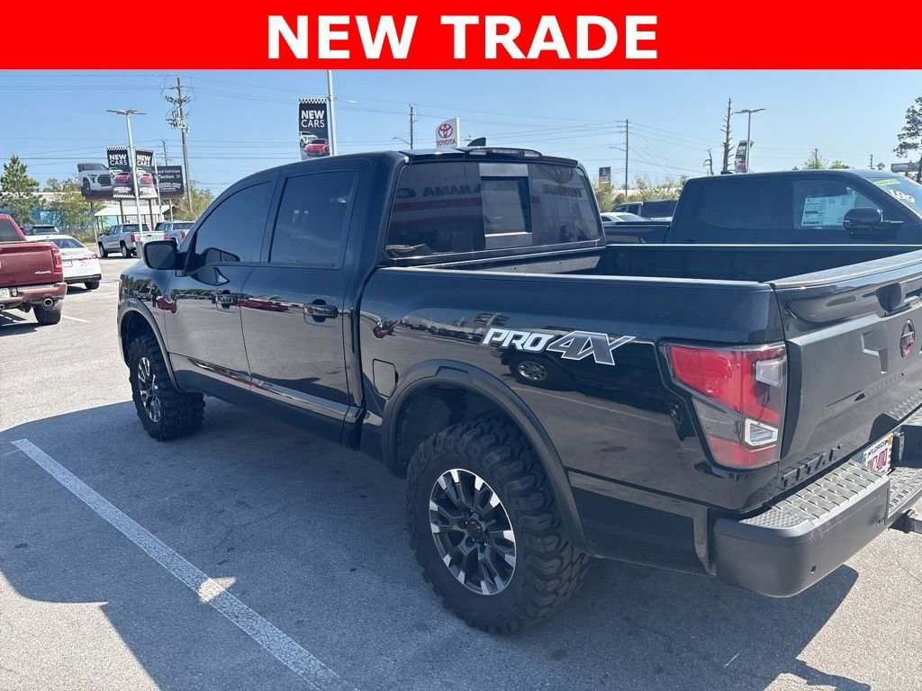 Used 2023 Nissan Titan PRO-4X image 15
