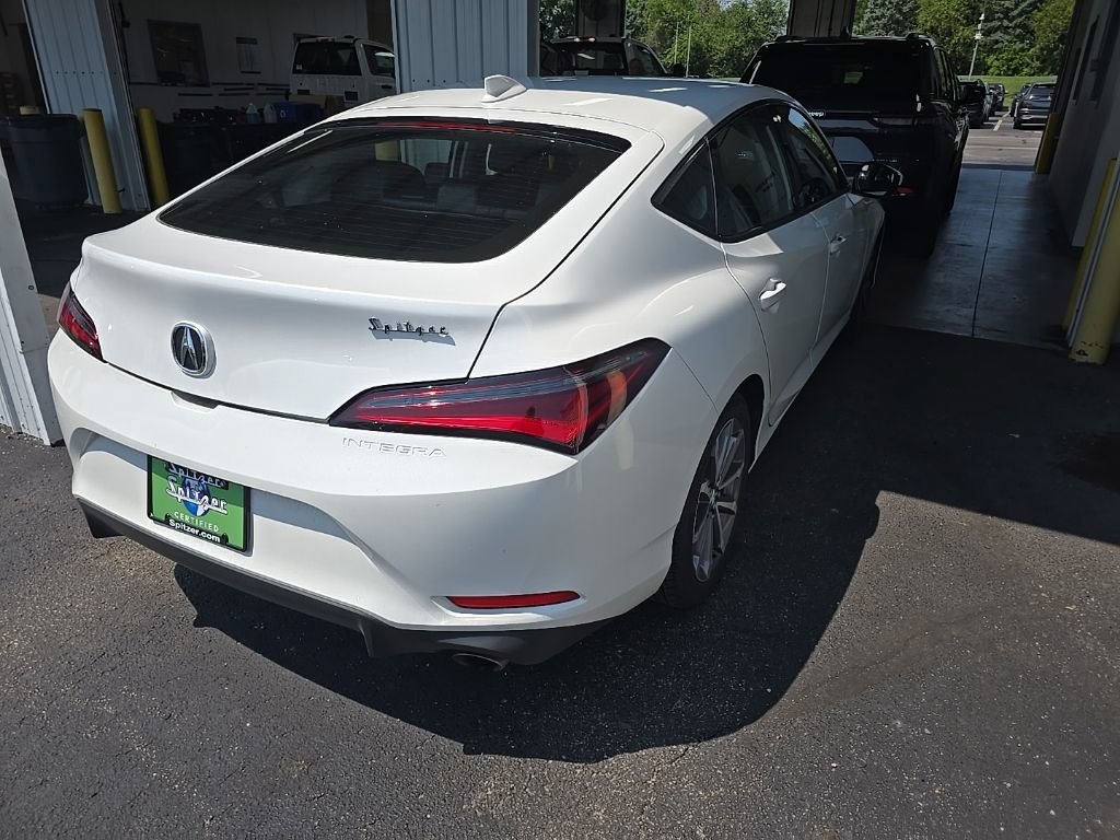 Used 2025 Acura Integra FWD image 4