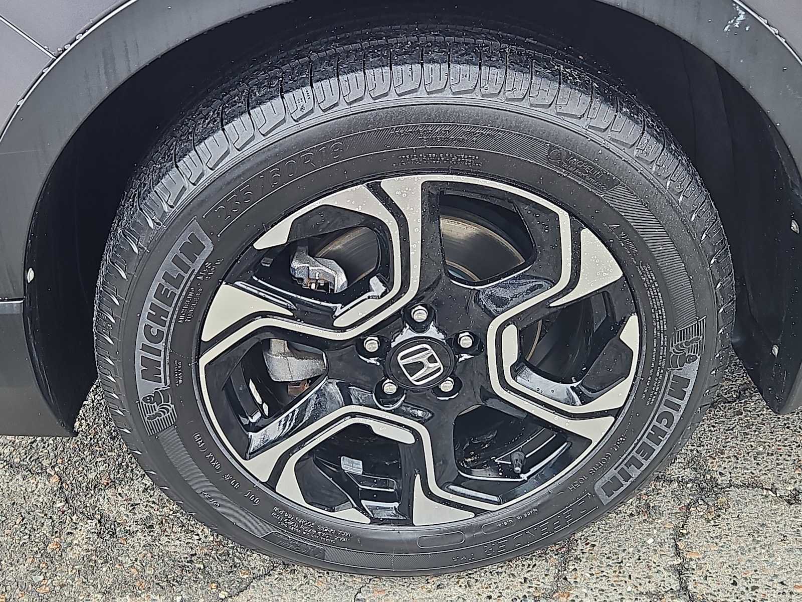 Used 2017 Honda CR-V Touring image 2