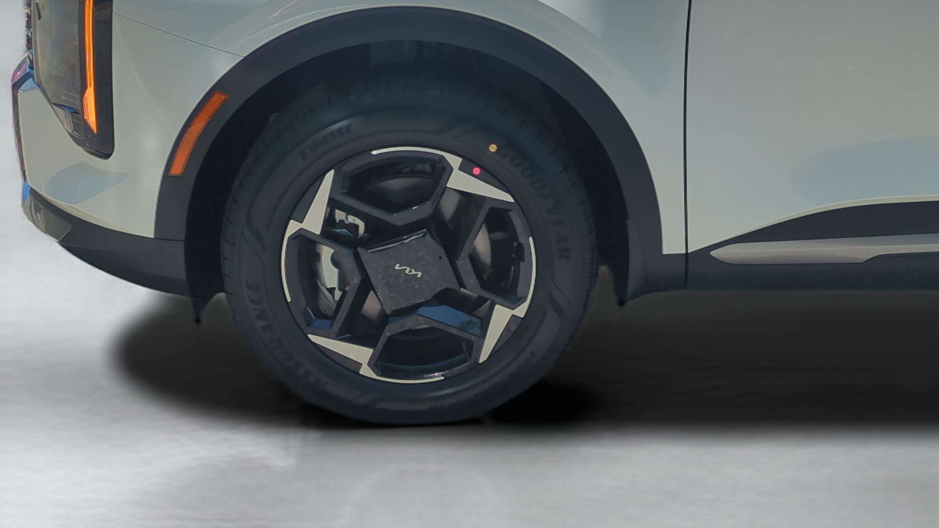 New 2026 Kia Sportage EX image 10