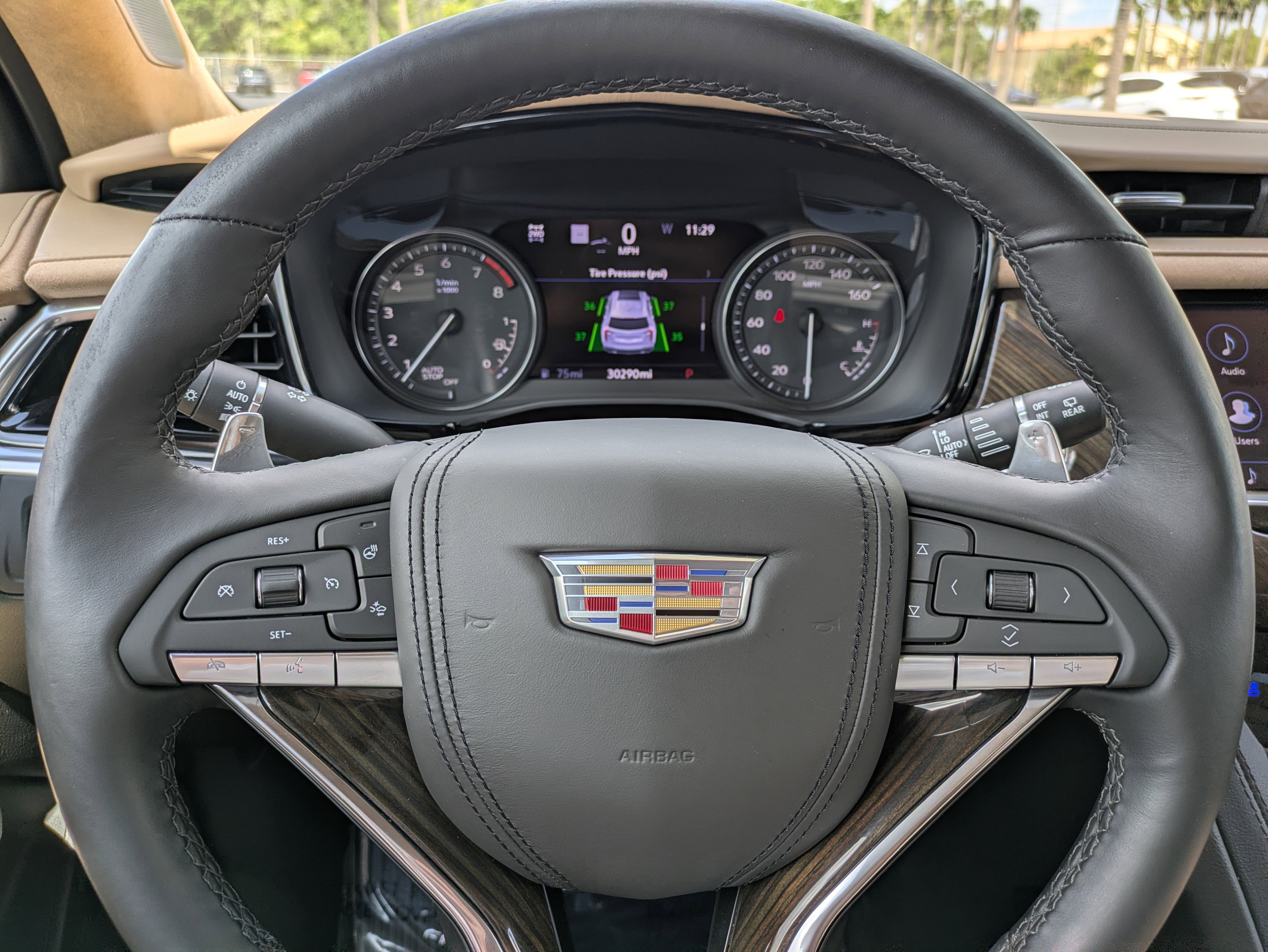 Certified 2023 Cadillac XT6 Sport w/ LPO, ONYX Package AWD/4WD image 26