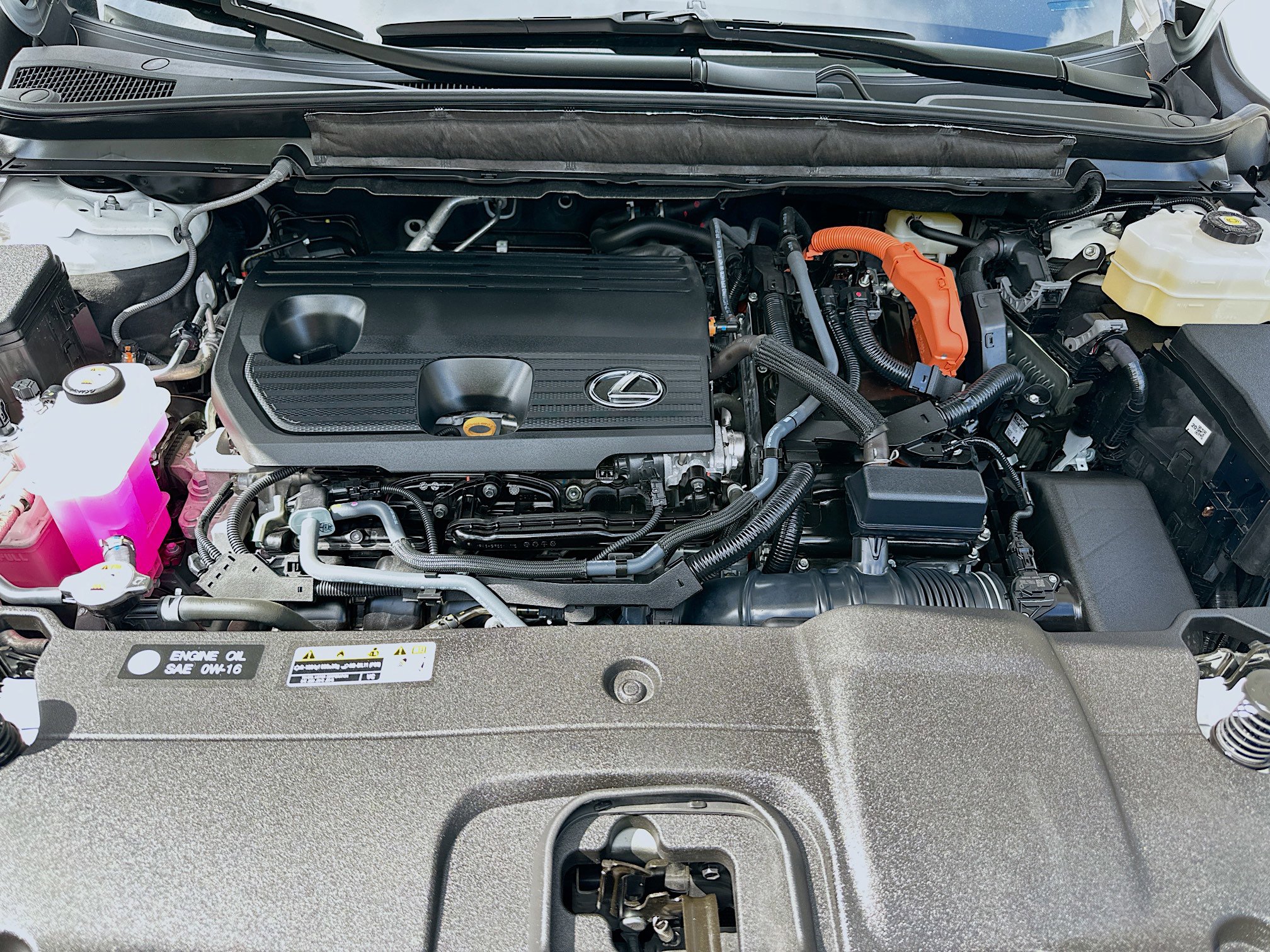 Used 2025 Lexus RX 350h w/ Accessory Package (K3) image 32